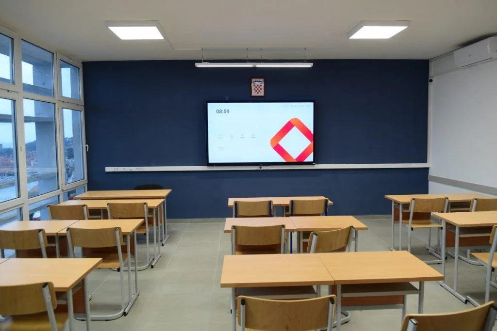 Interaktivni ekran 